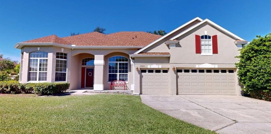 Villa ou maison à Winter Garden, Floride 4 chambres, 294.59 m2 № 2398630