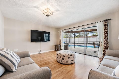 Casa en alquiler en Safety Harbor, Florida, 4 dormitorios, 224.64 m2 № 1106556 - foto 21