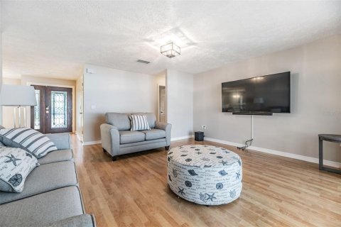Casa en alquiler en Safety Harbor, Florida, 4 dormitorios, 224.64 m2 № 1106556 - foto 18
