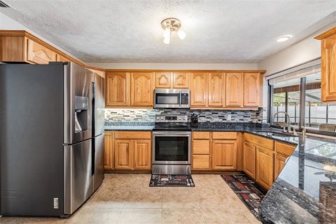 Casa en alquiler en Safety Harbor, Florida, 4 dormitorios, 224.64 m2 № 1106556 - foto 8