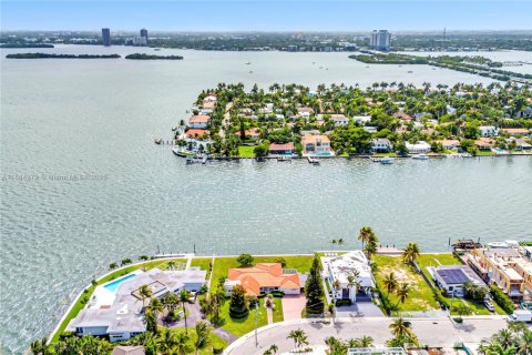 Terreno en venta en North Bay Village, Florida № 1931252 - foto 7