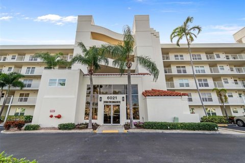Condominio en alquiler en Saint Petersburg, Florida, 2 dormitorios, 100.33 m2 № 1614410 - foto 5
