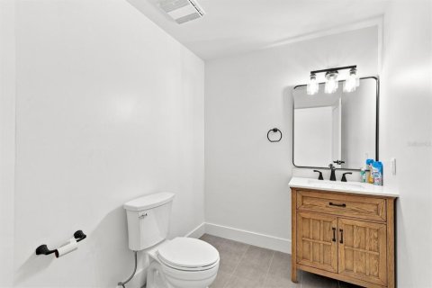 House in Clearwater, Florida 5 bedrooms, 423.45 sq.m. № 2294729 - photo 7