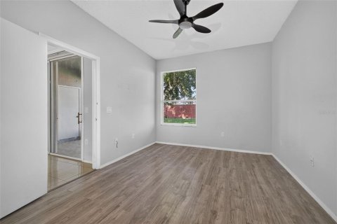 Touwnhouse à vendre à Orlando, Floride: 3 chambres, 143.35 m2 № 2198082 - photo 21