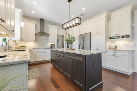 Casa en venta en Orlando, Florida, 4 dormitorios, 348.2 m2 № 1719598 - foto 12