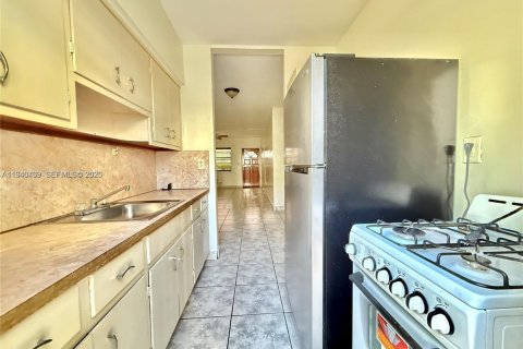 Copropriété à louer à Miami Beach, Floride: 38.55 m2 № 1998311 - photo 3