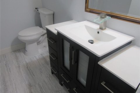 Copropriété à louer à Saint Petersburg, Floride: 2 chambres, 109.62 m2 № 2402850 - photo 22