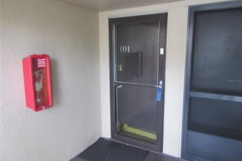 Copropriété à louer à Saint Petersburg, Floride: 2 chambres, 109.62 m2 № 2402850 - photo 6