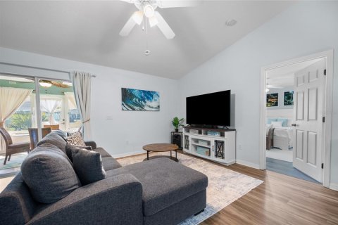 Villa ou maison à vendre à Port Charlotte, Floride: 3 chambres, 168.62 m2 № 2419336 - photo 11