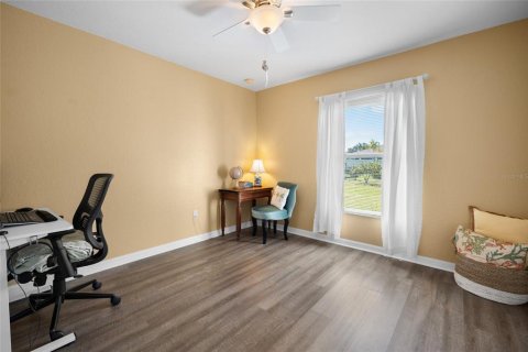 Villa ou maison à vendre à Port Charlotte, Floride: 3 chambres, 168.62 m2 № 2419336 - photo 19