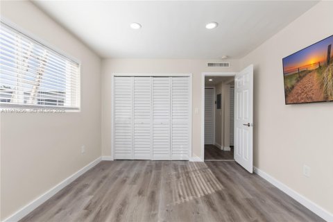 Copropriété à louer à Miami, Floride: 1 chambre, 58.53 m2 № 2042836 - photo 27