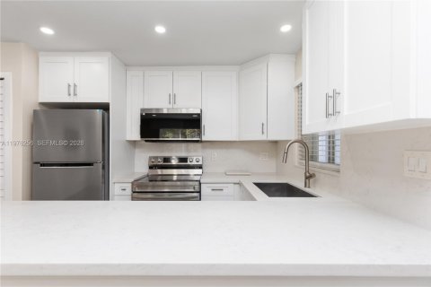 Copropriété à louer à Miami, Floride: 1 chambre, 58.53 m2 № 2042836 - photo 19