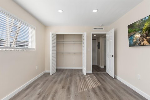 Copropriété à louer à Miami, Floride: 1 chambre, 58.53 m2 № 2042836 - photo 23