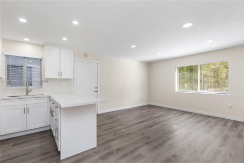 Copropriété à louer à Miami, Floride: 1 chambre, 58.53 m2 № 2042836 - photo 20