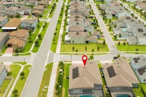 House in Winter Garden, Florida 4 bedrooms, 247.31 sq.m. № 1736764 - photo 7