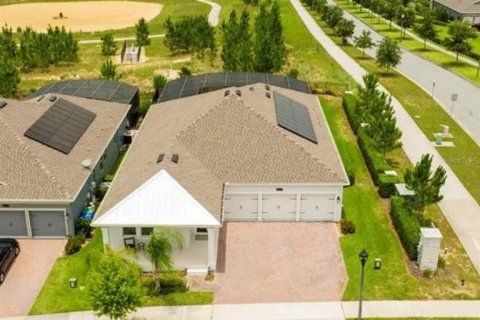 House in Winter Garden, Florida 4 bedrooms, 247.31 sq.m. № 1736764 - photo 1