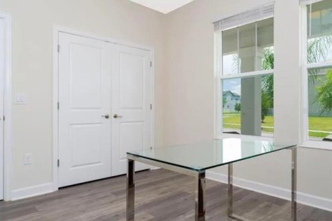 House in Winter Garden, Florida 4 bedrooms, 247.31 sq.m. № 1736764 - photo 21