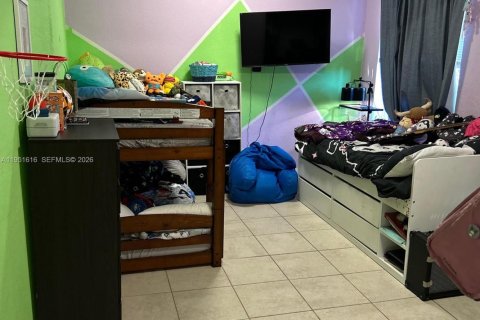 Купить виллу или дом в Майами, Флорида 2 спальни, 86.96м2, № 2025850 - фото 4