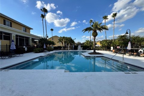 Copropriété à vendre à Orlando, Floride: 3 chambres, 123.84 m2 № 2111144 - photo 25