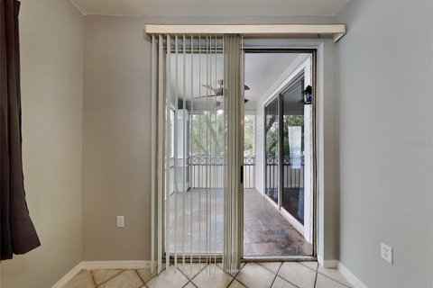 Copropriété à vendre à Orlando, Floride: 3 chambres, 123.84 m2 № 2111144 - photo 6
