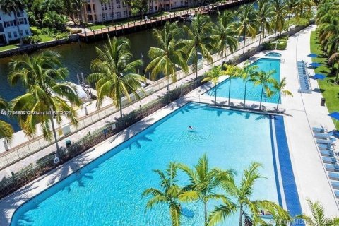 Condo in Aventura, Florida, 1 bedroom № 2091157