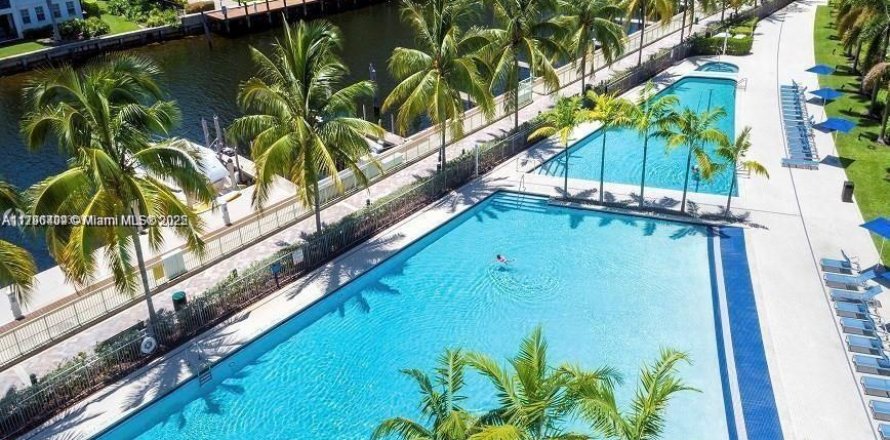 Condo in Aventura, Florida, 1 bedroom № 2091157