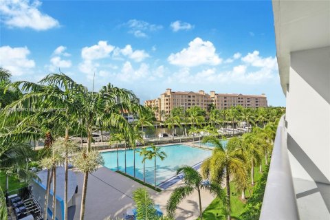 Condo in Aventura, Florida, 1 bedroom № 2091157 - photo 23