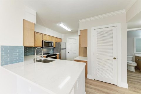 Copropriété à vendre à Sarasota, Floride: 1 chambre, 76.37 m2 № 1781230 - photo 9