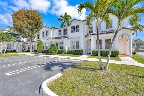 Купить кондоминиум в Дорал, Флорида 4 спальни, 146.79м2, № 2026268 - фото 13