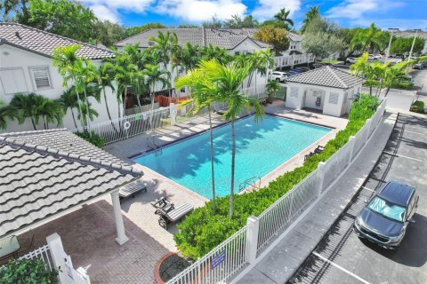 Купить кондоминиум в Дорал, Флорида 4 спальни, 146.79м2, № 2026268 - фото 9