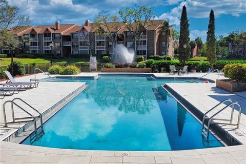 Condo in Saint Petersburg, Florida, 1 bedroom  № 1915411 - photo 22