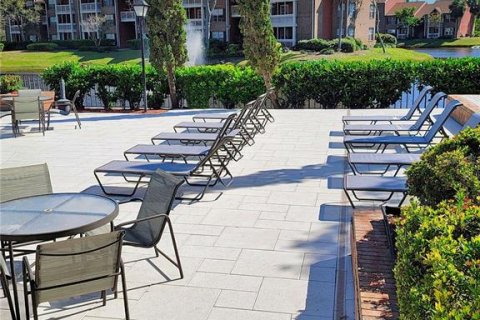 Condo in Saint Petersburg, Florida, 1 bedroom  № 1915411 - photo 26