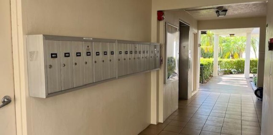 Condo in Lake Worth, Florida, 2 bedrooms  № 1188546