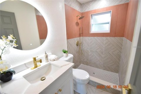 House in Spring Hill, Florida 3 bedrooms, 138.24 sq.m. № 1854063 - photo 13
