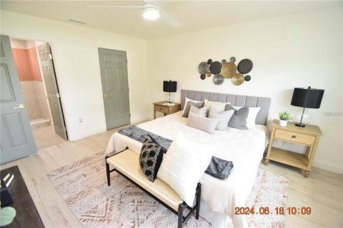 House in Spring Hill, Florida 3 bedrooms, 138.24 sq.m. № 1854063 - photo 30