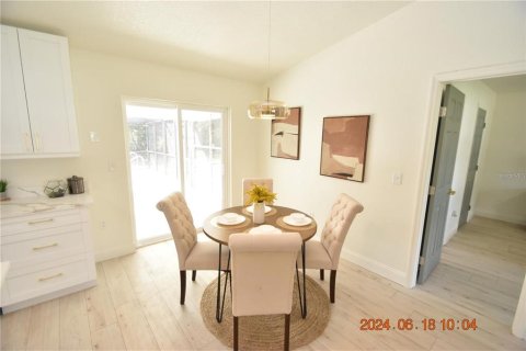 House in Spring Hill, Florida 3 bedrooms, 138.24 sq.m. № 1854063 - photo 16