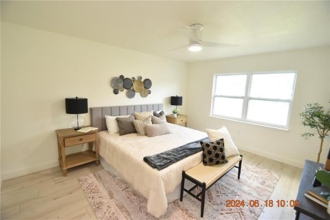 House in Spring Hill, Florida 3 bedrooms, 138.24 sq.m. № 1854063 - photo 29