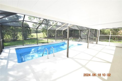 House in Spring Hill, Florida 3 bedrooms, 138.24 sq.m. № 1854063 - photo 5