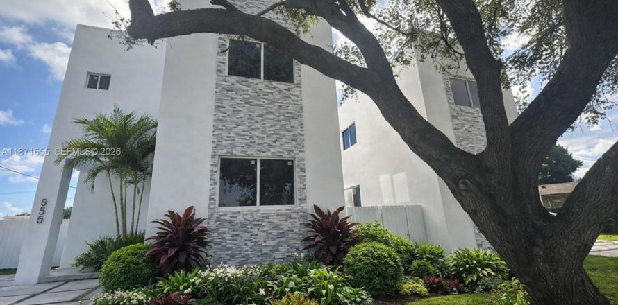 House in Fort Lauderdale, Florida 3 bedrooms № 2194793