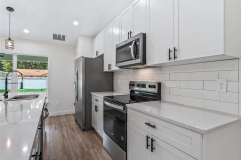 Villa ou maison à louer à Ocala, Floride: 3 chambres, 167.22 m2 № 2345154 - photo 14