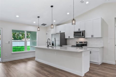 Villa ou maison à louer à Ocala, Floride: 3 chambres, 167.22 m2 № 2345154 - photo 10