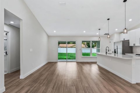 Villa ou maison à louer à Ocala, Floride: 3 chambres, 167.22 m2 № 2345154 - photo 9