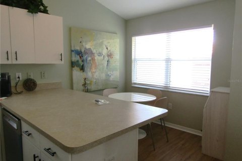 Casa en alquiler en Sarasota, Florida, 3 dormitorios, 125.05 m2 № 1650754 - foto 9