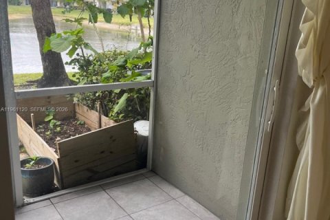 Adosado en alquiler en Riviera Beach, Florida, 2 dormitorios, 113.43 m2 № 2021956 - foto 23