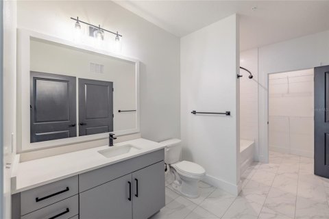 Apartamento en alquiler en Sarasota, Florida, 1 dormitorio, 93.37 m2 № 1551759 - foto 17