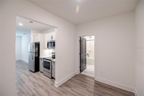 Apartamento en alquiler en Sarasota, Florida, 1 dormitorio, 93.37 m2 № 1551759 - foto 14