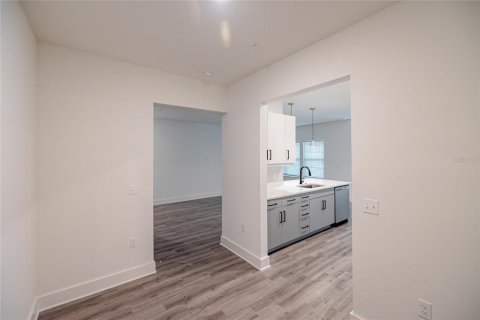 Apartamento en alquiler en Sarasota, Florida, 1 dormitorio, 93.37 m2 № 1551759 - foto 13