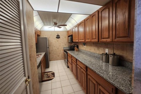 Copropriété à vendre à Saint Pete Beach, Floride: 2 chambres, 126.81 m2 № 1786729 - photo 23
