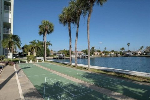 Copropriété à vendre à Saint Pete Beach, Floride: 2 chambres, 126.81 m2 № 1786729 - photo 8