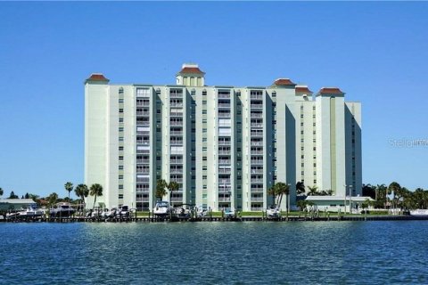 Copropriété à vendre à Saint Pete Beach, Floride: 2 chambres, 126.81 m2 № 1786729 - photo 2